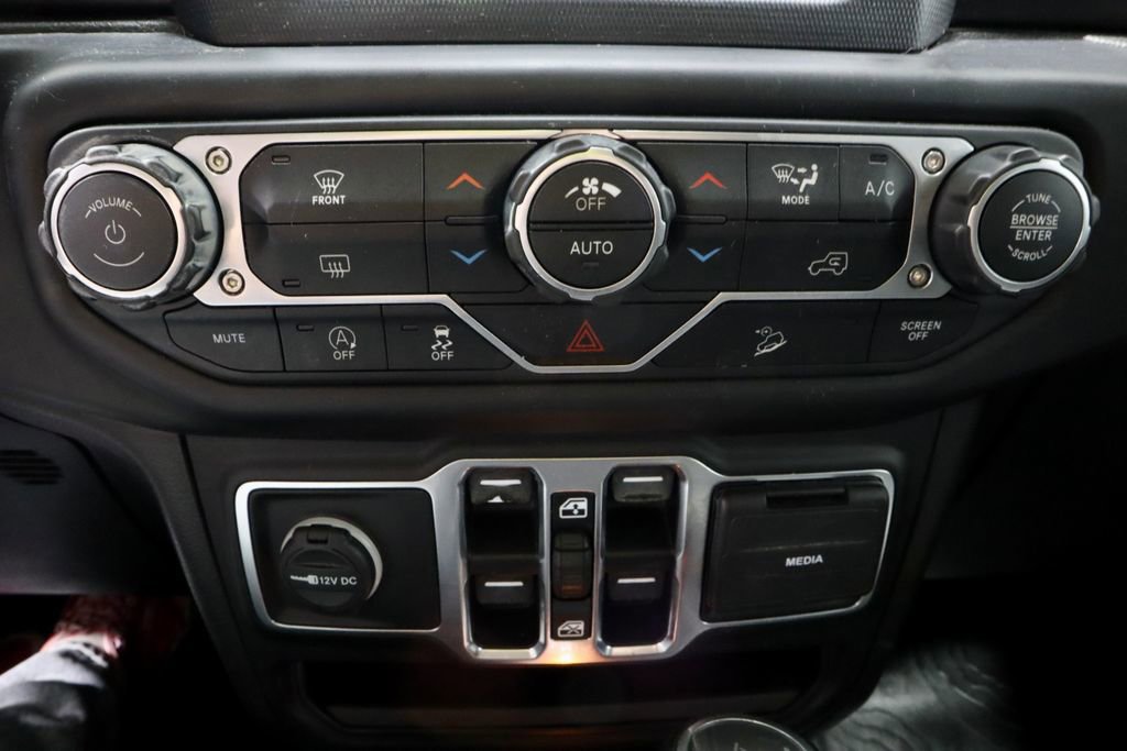 Used 2020 Jeep Wrangler Unlimited Sport AWD/4WD image 29