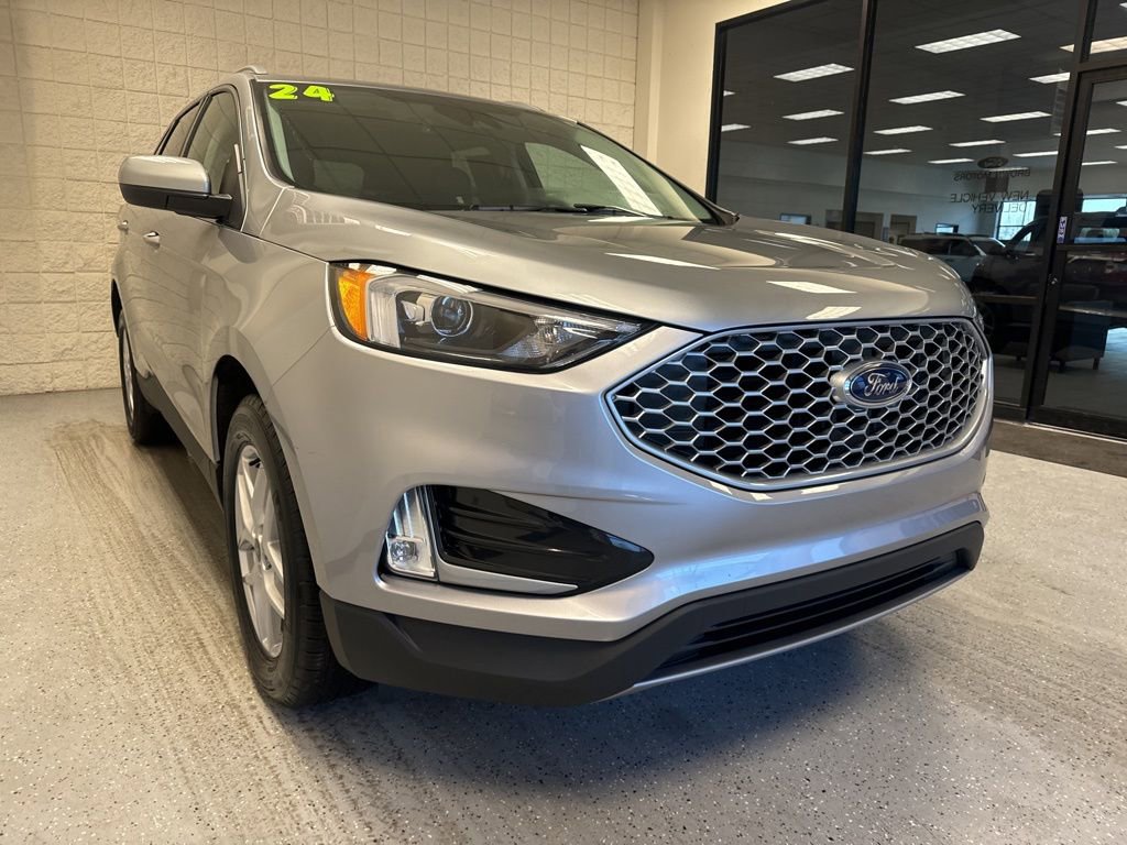 Certified 2024 Ford Edge SEL w/ Convenience Package AWD/4WD image 33