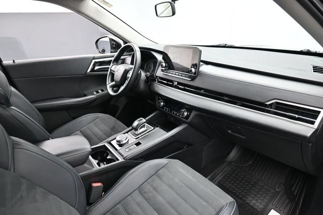 Used 2024 Mitsubishi Outlander SE AWD/4WD image 34