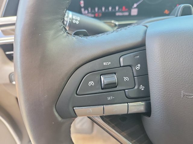 Used 2023 Cadillac Escalade Premium Luxury w/ LPO, Radiant Package AWD/4WD image 29