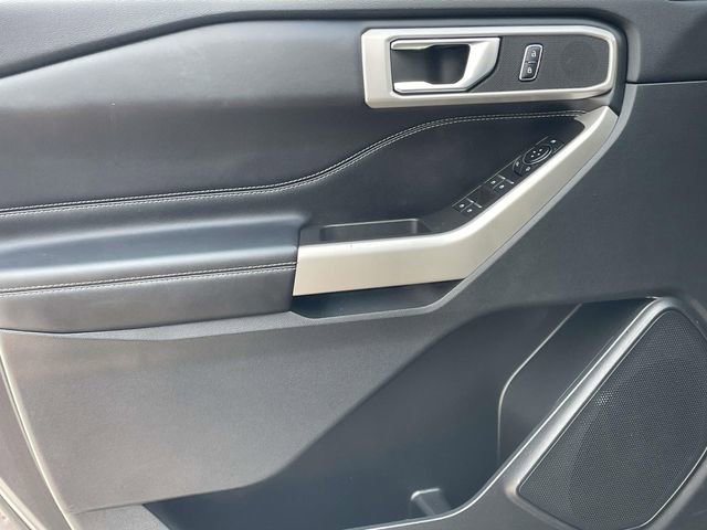 Certified 2023 Ford Explorer XLT w/ Equipment Group 202A image 12