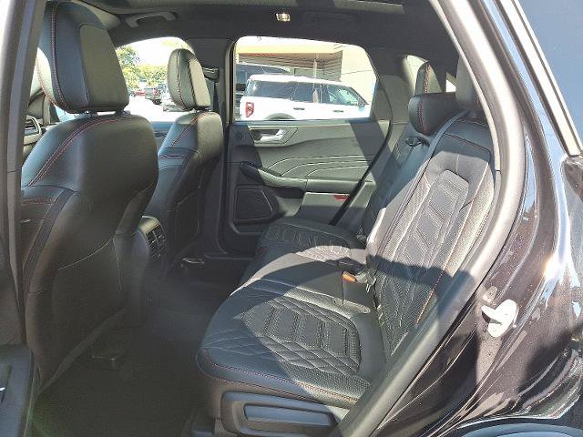 Certified 2023 Ford Escape ST-Line Elite w/ Premium Technology Package AWD/4WD image 10
