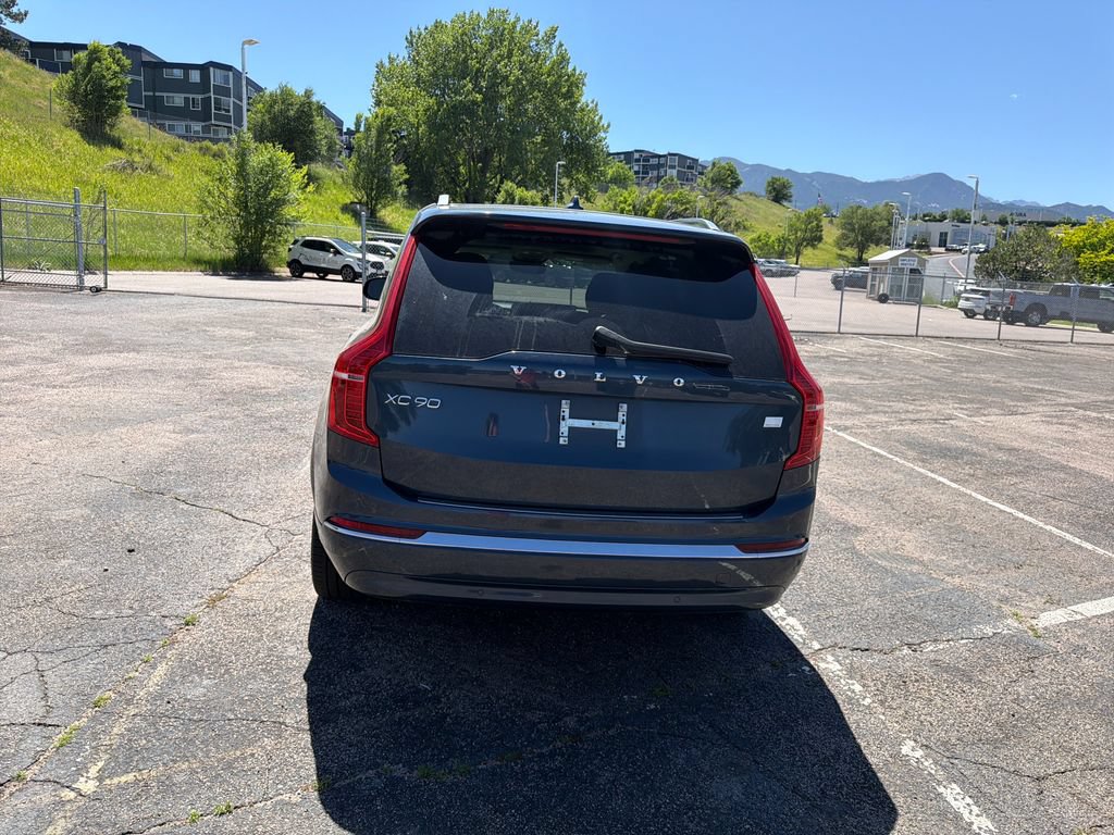 Used 2023 Volvo XC90 T8 Ultimate w/ Lounge Package AWD/4WD image 9