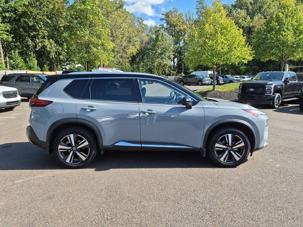 Used 2021 Nissan Rogue Platinum AWD/4WD image 13