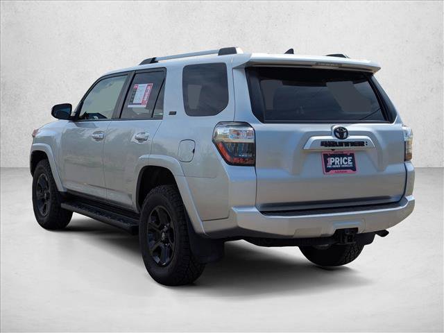 Used 2022 Toyota 4Runner SR5 AWD/4WD image 8