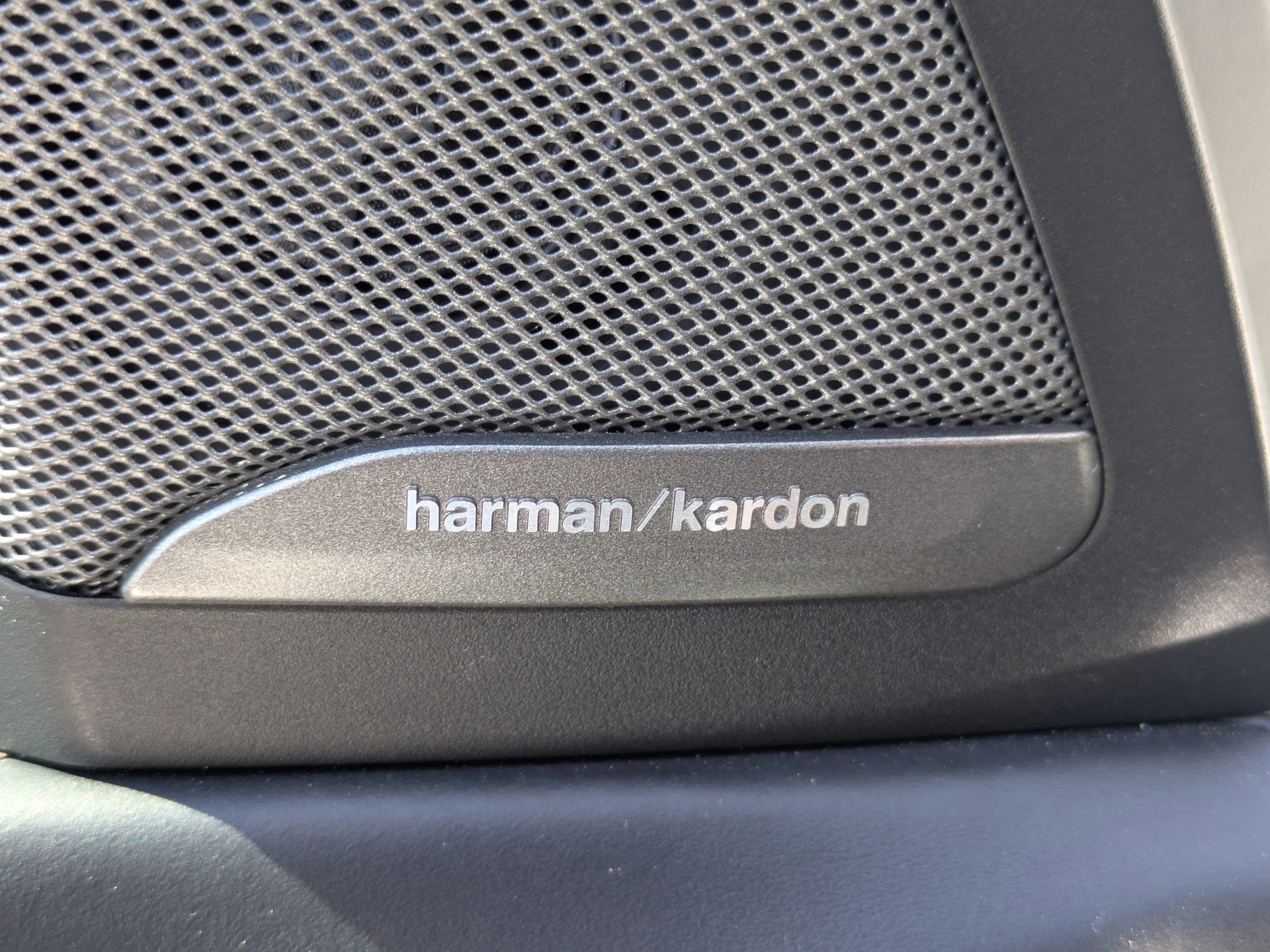 Used 2021 BMW X7 M50i w/ Executive Package image 12