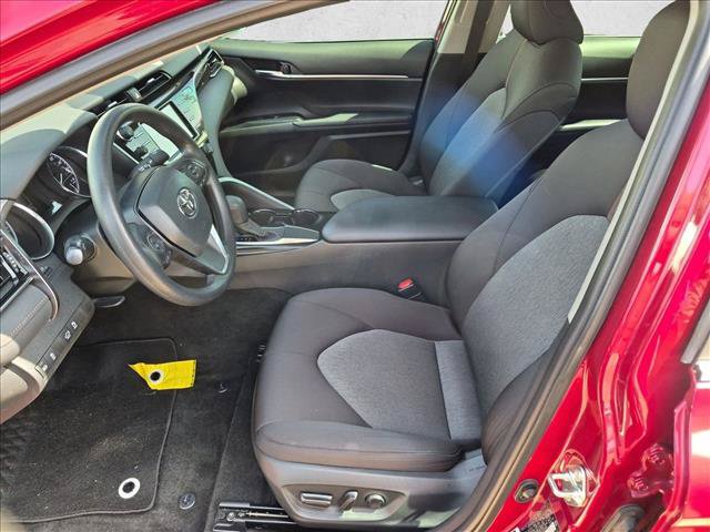 Used 2020 Toyota Camry LE FWD image 15