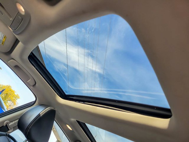 Used 2023 Nissan Maxima SL image 14