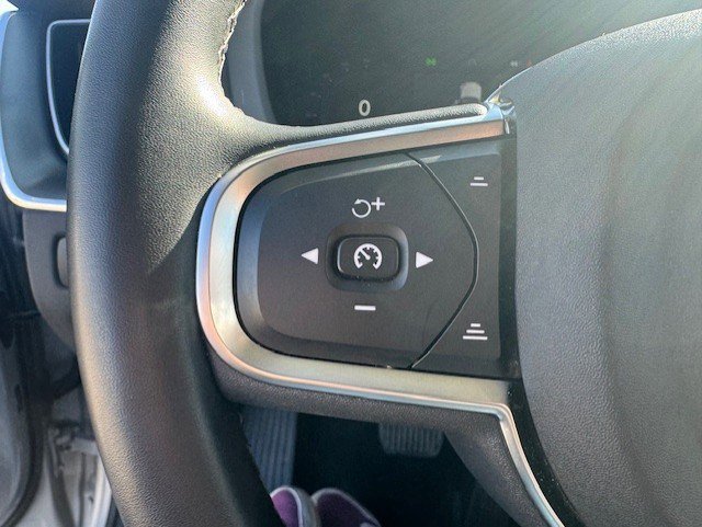 Used 2024 Volvo XC60 B5 Core image 15