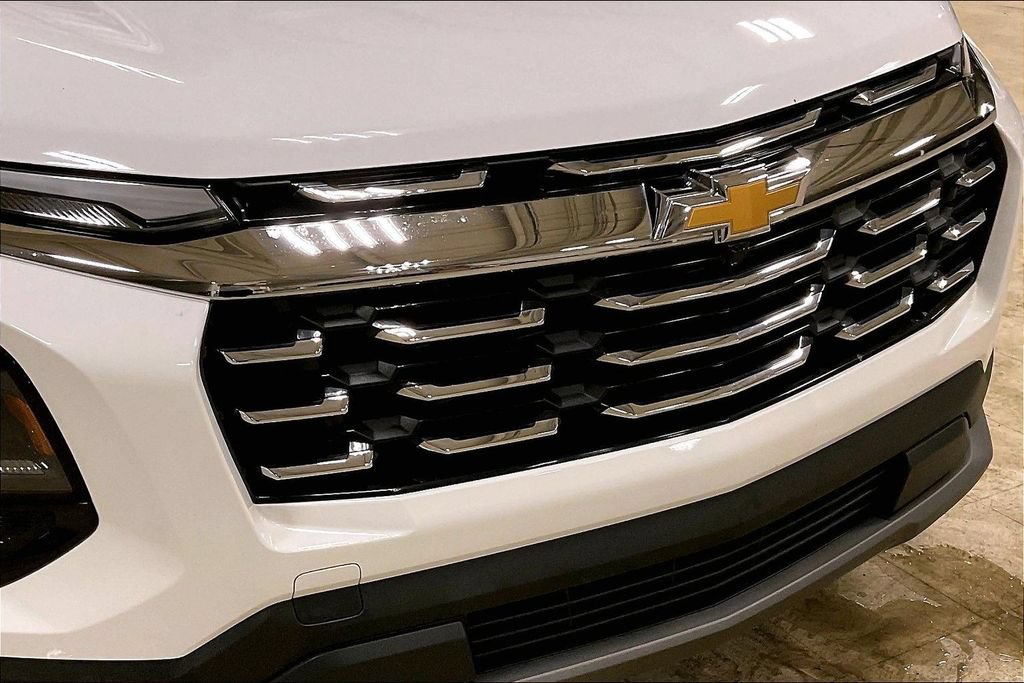 Used 2025 Chevrolet Equinox LT AWD/4WD image 28