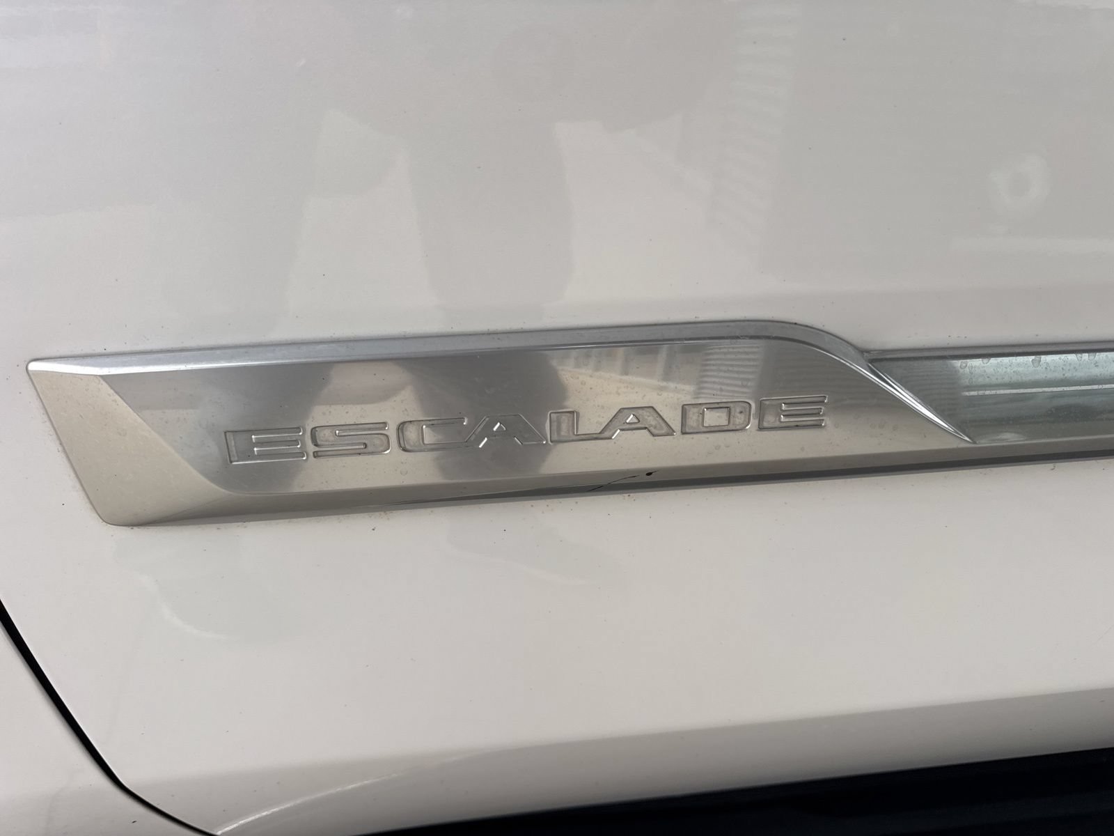 Used 2019 Cadillac Escalade Luxury AWD/4WD image 14