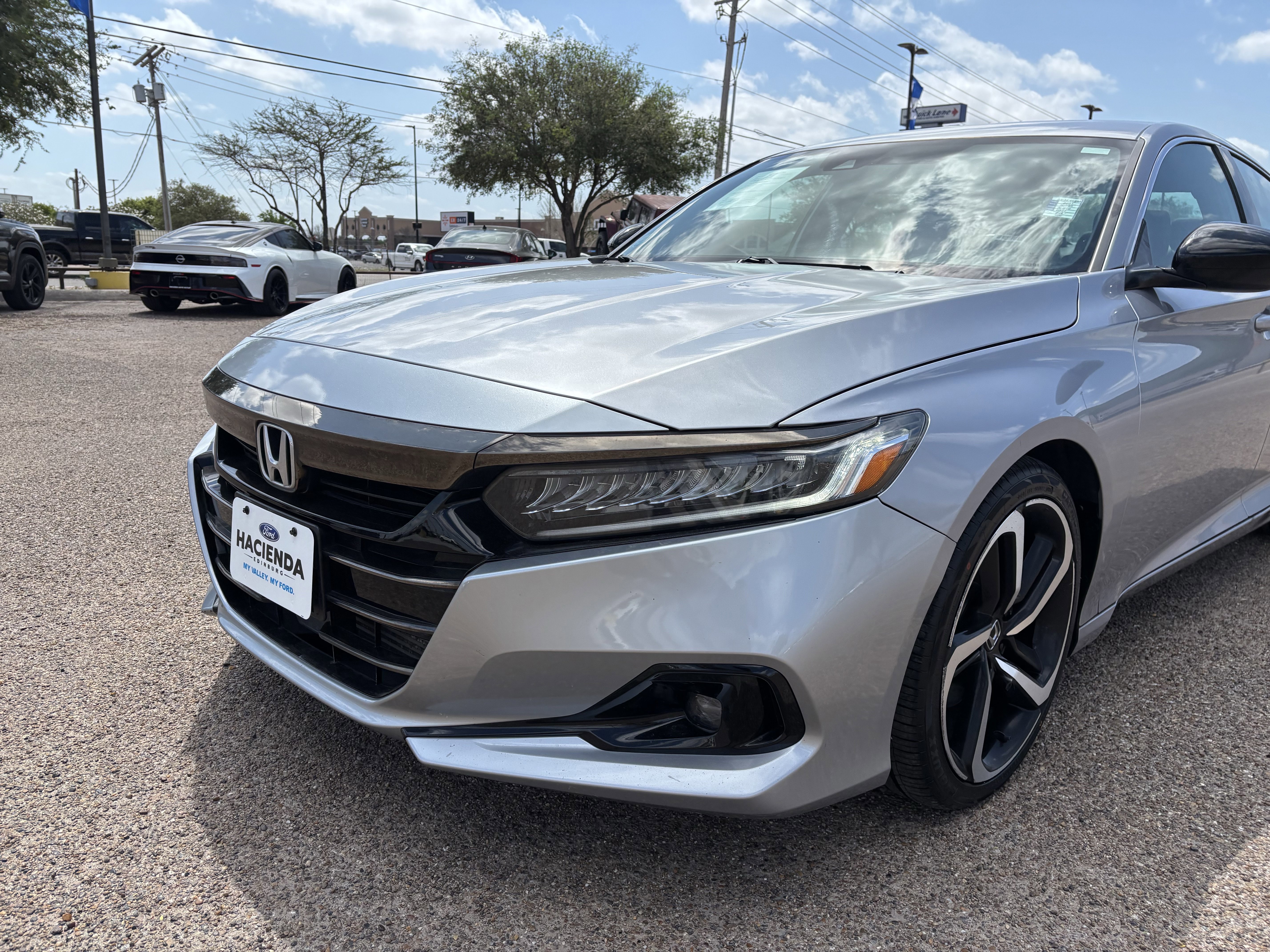 Used 2021 Honda Accord Sport image 2