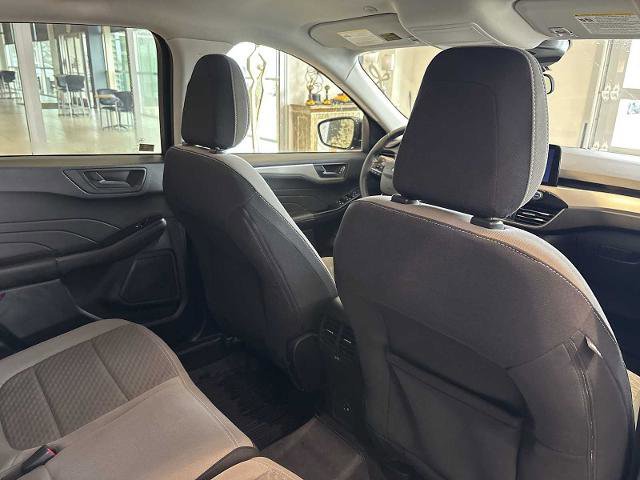 Certified 2022 Ford Escape SE w/ SE Sport Appearance Package image 25