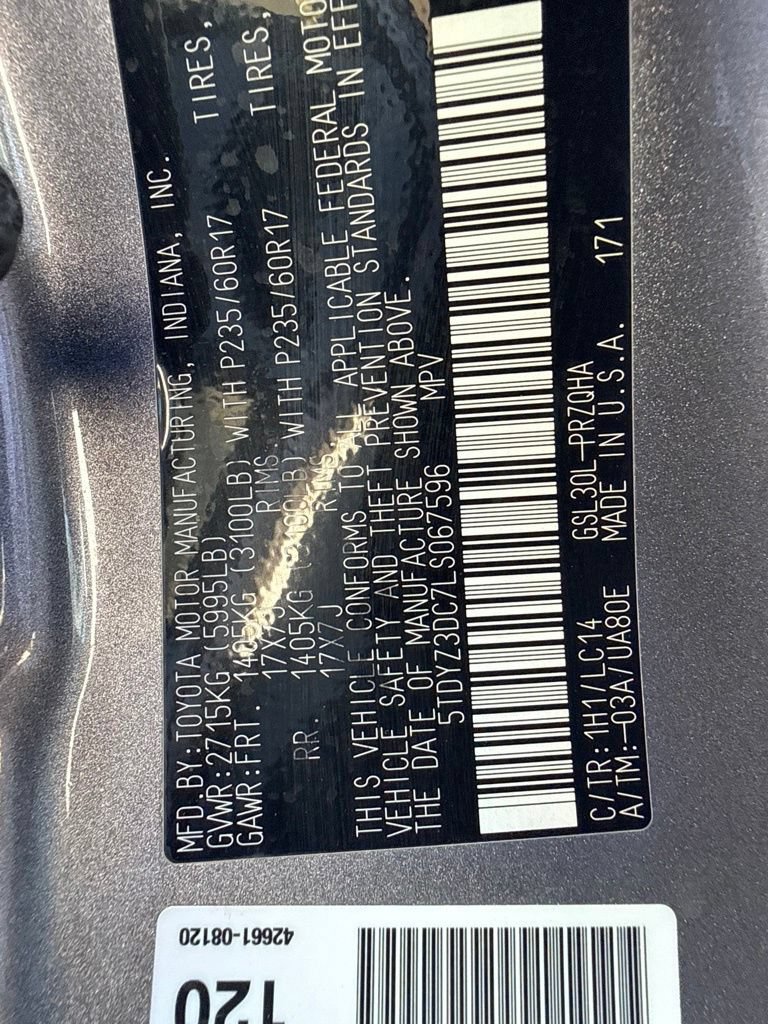 Used 2020 Toyota Sienna XLE FWD image 2
