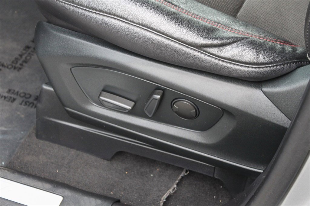 Certified 2022 Ford Explorer ST-Line w/ Class IV Trailer Tow Package image 28