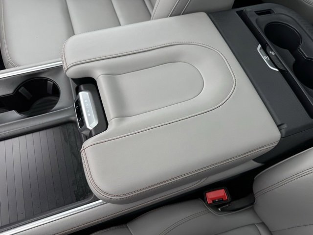 Certified 2025 Ford Expedition Max Active image 24