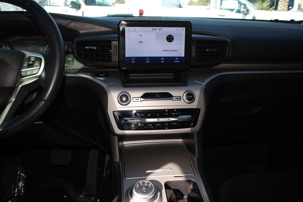 Certified 2022 Ford Explorer XLT RWD image 18