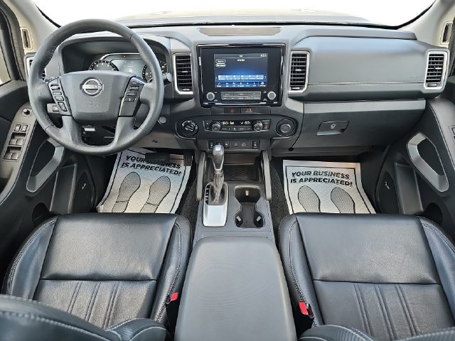Used 2022 Nissan Frontier SV w/ SV Premium Package AWD/4WD image 11