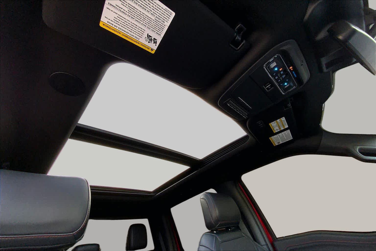 Certified 2025 Ford F150 Raptor AWD/4WD image 14
