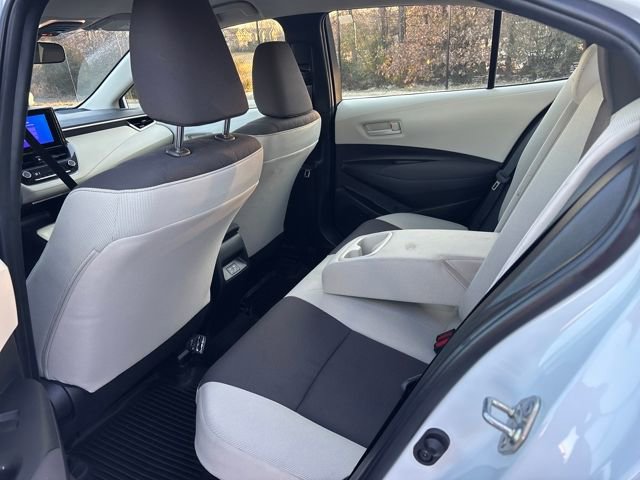 Used 2023 Toyota Corolla LE image 12