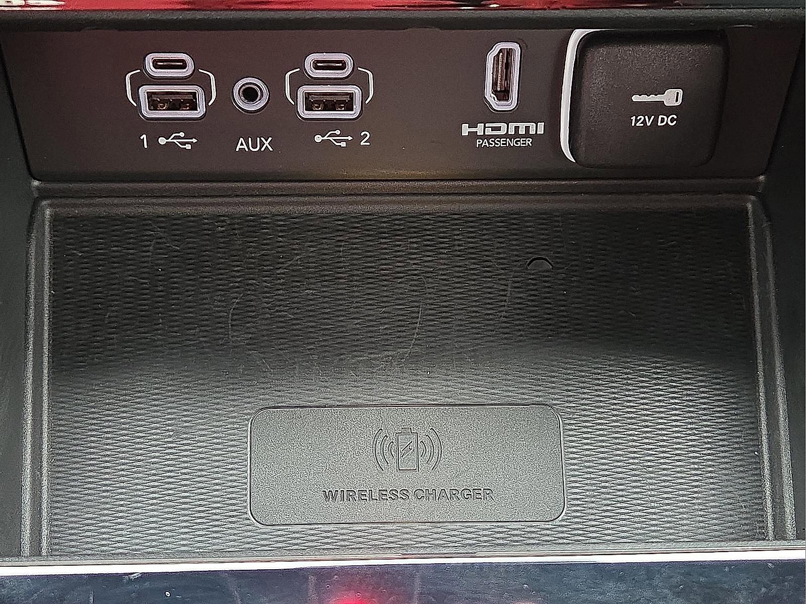 Used 2024 Jeep Grand Cherokee Trailhawk w/ Luxury Tech Group III image 18