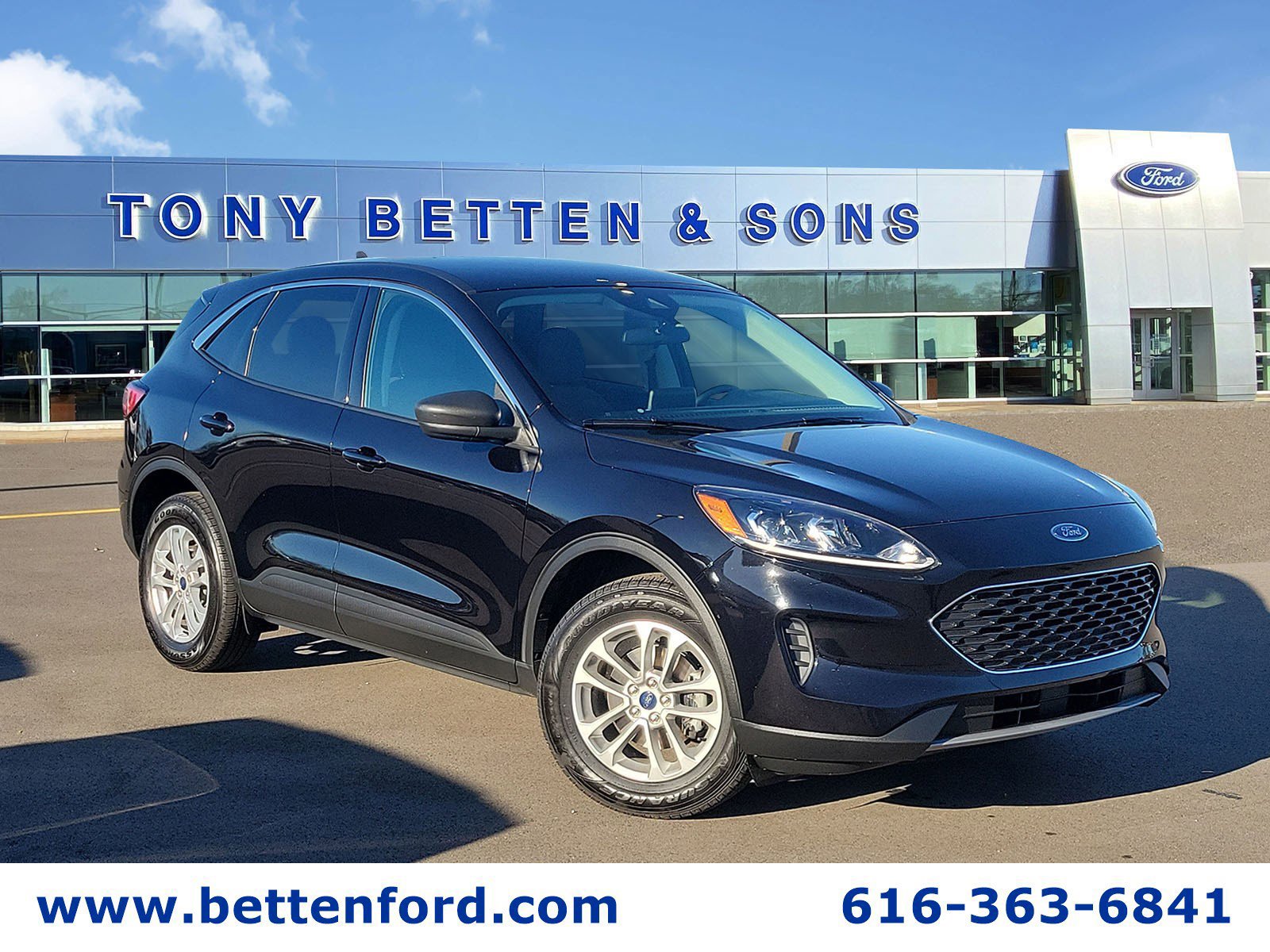 Certified 2022 Ford Escape SE w/ Convenience Package
