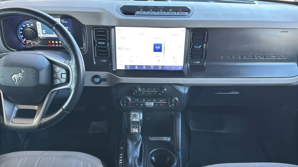 Certified 2022 Ford Bronco Wildtrak image 10