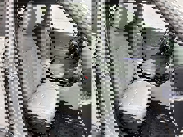 Used 2024 Hyundai Kona Limited image 16