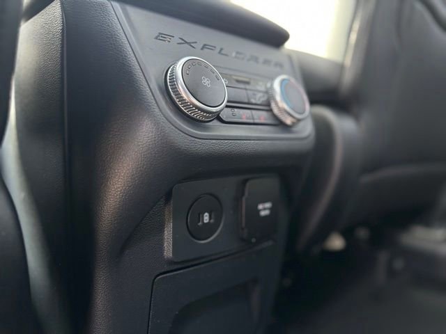 Certified 2025 Ford Explorer ST image 19