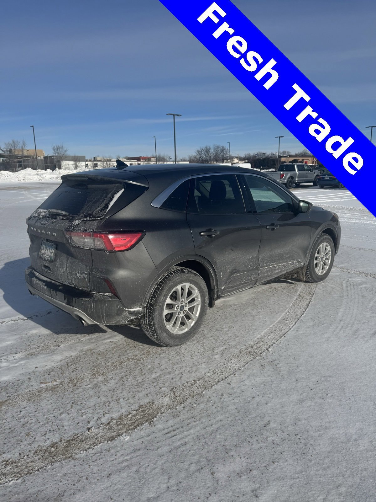 Certified 2020 Ford Escape SE image 2