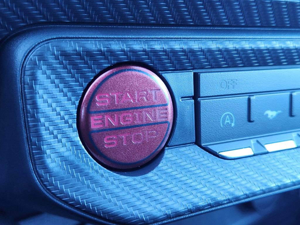 Certified 2025 Ford Mustang GT Premium image 30