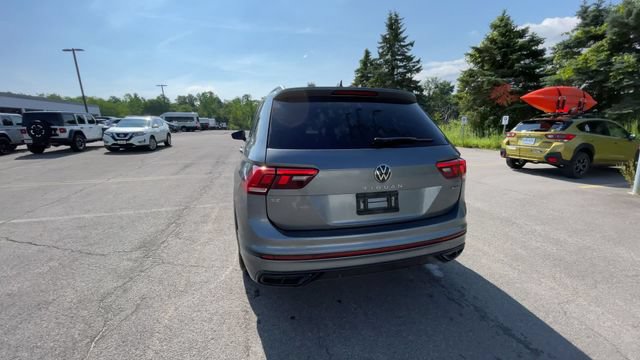 Used 2024 Volkswagen Tiguan SE R-Line AWD/4WD image 8