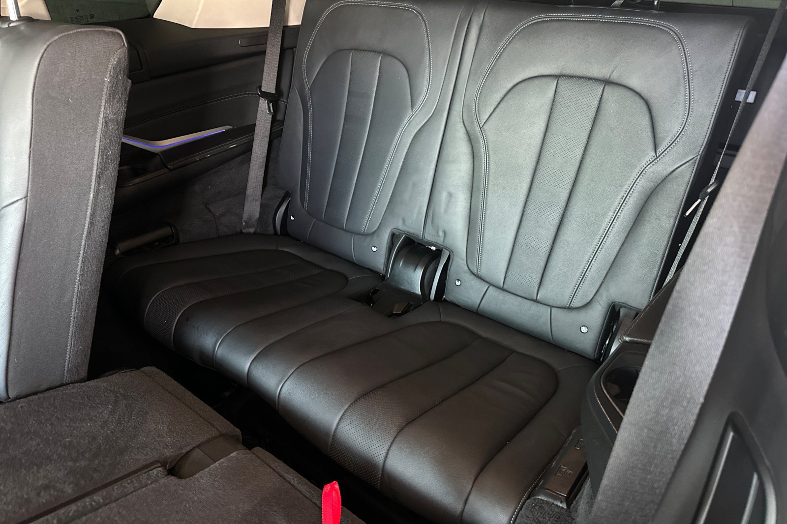 Used 2020 BMW X7 xDrive40i w/ Cold Weather Package AWD/4WD image 14