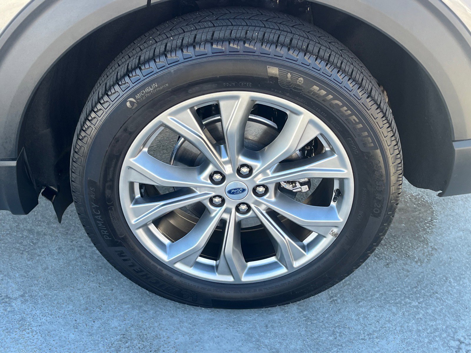 Certified 2022 Ford Explorer XLT w/ Equipment Group 202A image 20