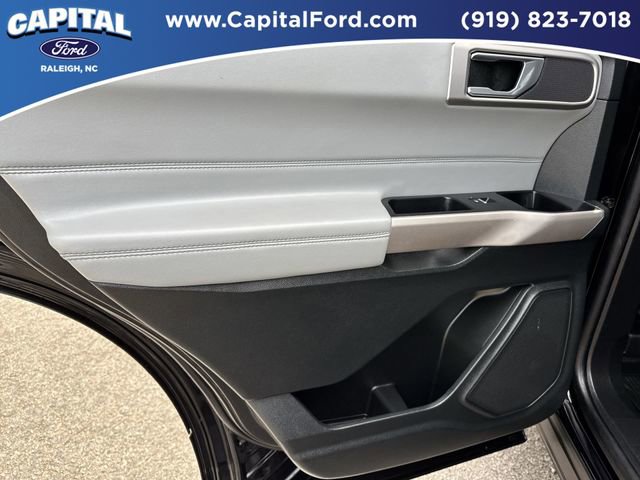 Certified 2023 Ford Explorer XLT w/ Equipment Group 202A AWD/4WD image 17