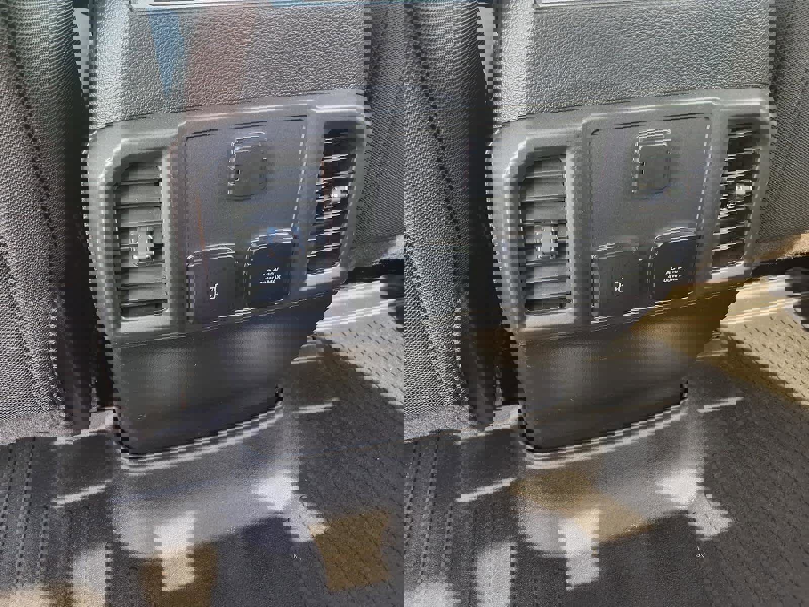 Certified 2017 Ford F150 XLT w/ Equipment Group 302A Luxury image 24