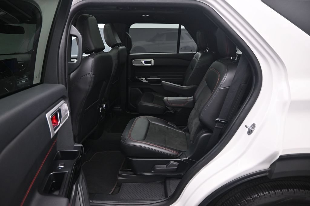 Certified 2023 Ford Explorer ST-Line w/ Class IV Trailer Tow Package RWD image 20
