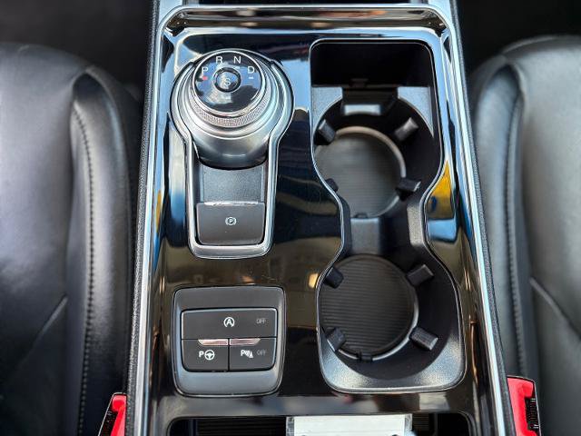 Certified 2019 Ford Edge Titanium w/ Equipment Group 301A FWD image 23