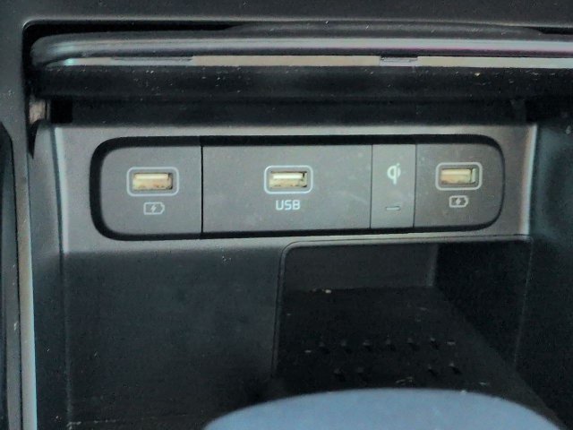 Used 2023 Kia Sorento S w/ Panoramic Sunroof Package FWD image 23