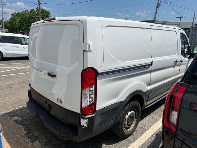 Certified 2019 Ford Transit 150 130 Low Roof RWD image 6