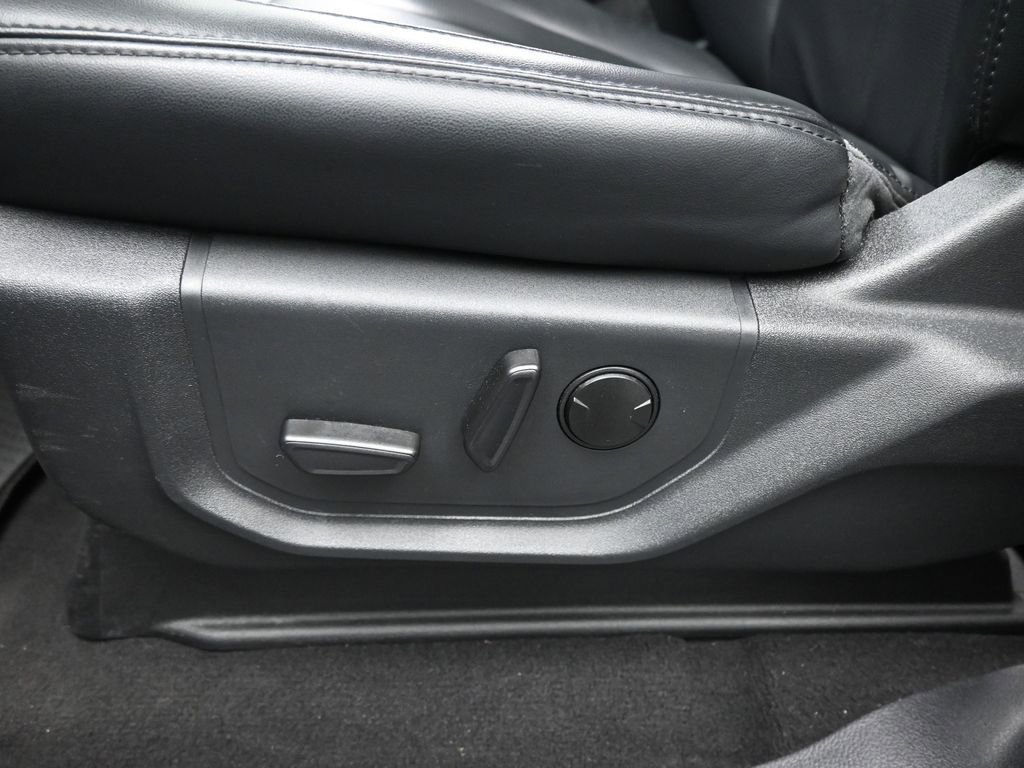 Certified 2024 Ford Expedition Max XLT image 11