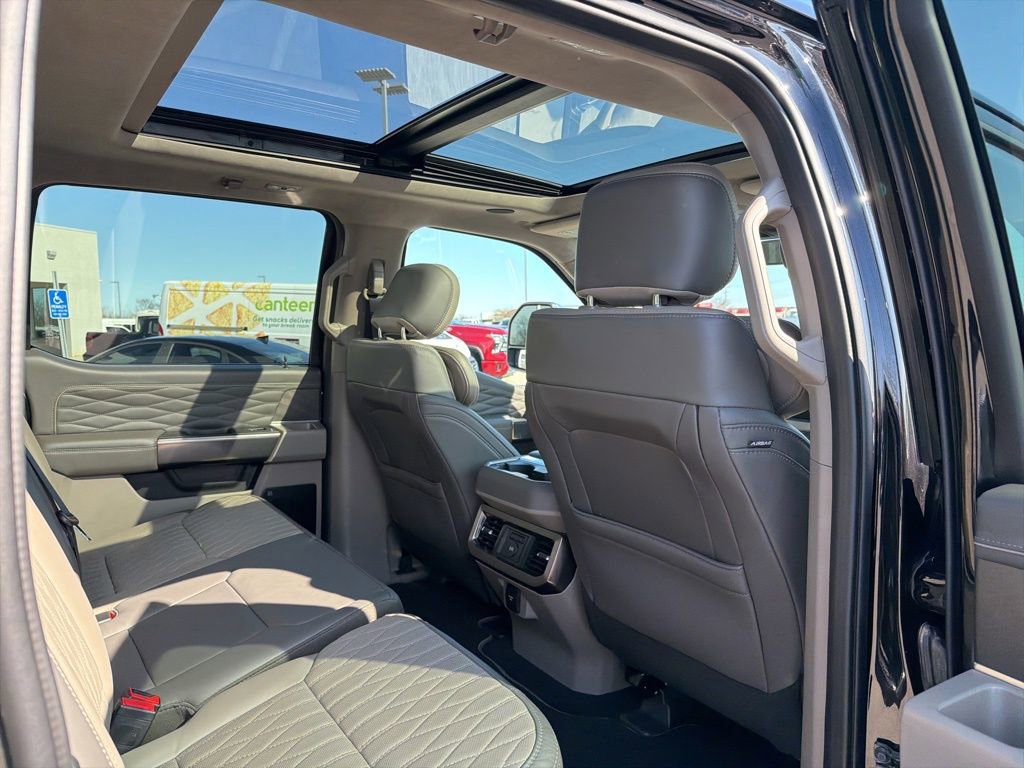 Certified 2025 Ford F450 Platinum w/ Platinum Plus Package image 20
