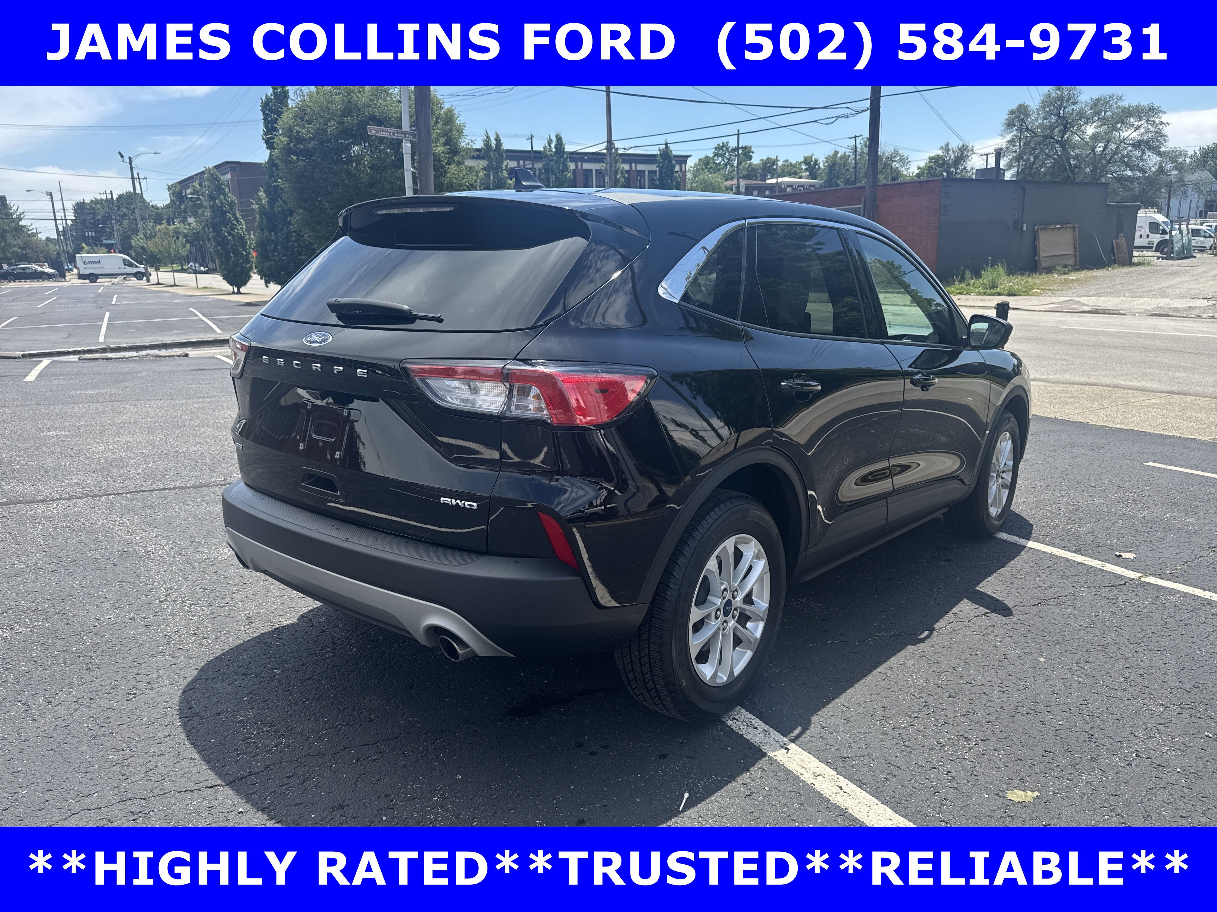 Certified 2022 Ford Escape SE w/ Cold Weather Package AWD/4WD image 5