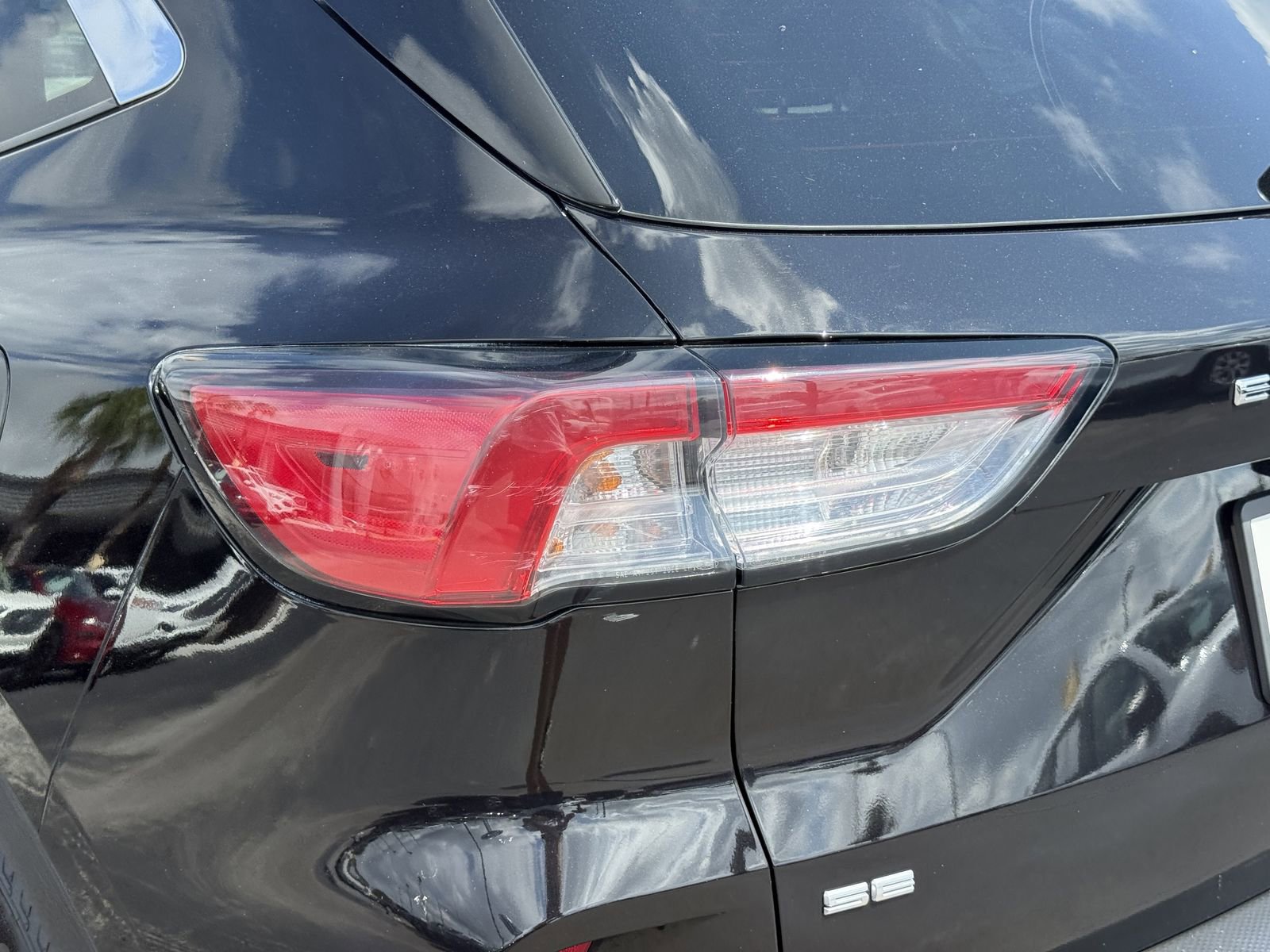 Certified 2022 Ford Escape SE FWD image 10