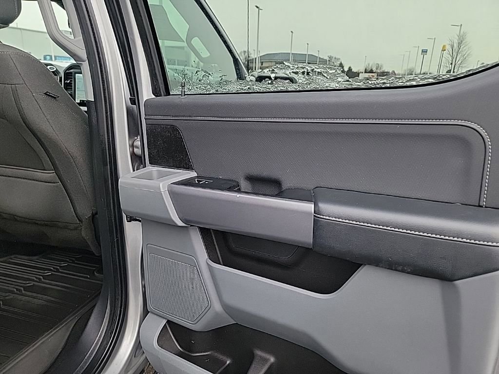 Certified 2021 Ford F150 XLT w/ Equipment Group 302A High image 36