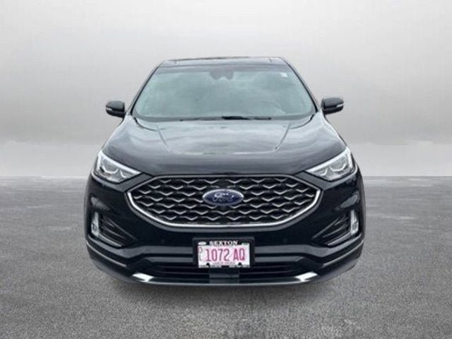 Certified 2020 Ford Edge Titanium w/ Equipment Group 301A AWD/4WD image 4