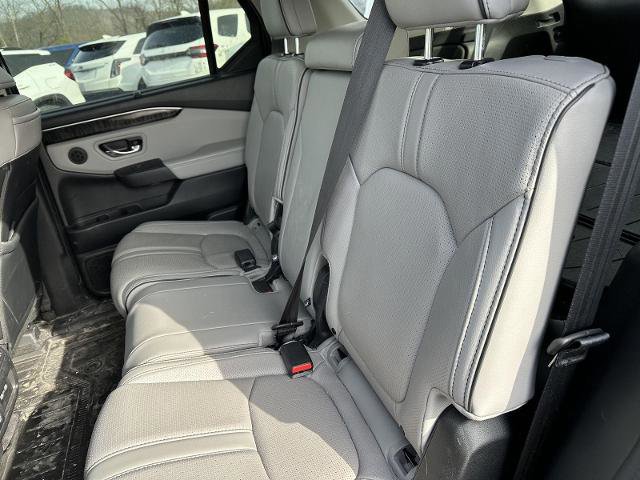 Used 2023 Honda Pilot Elite image 15