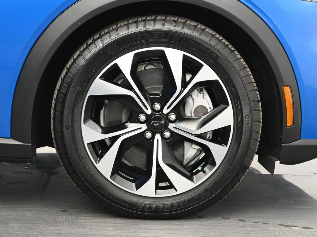 Certified 2025 Ford Mustang Mach-E Select w/ Comfort Package Lite image 49