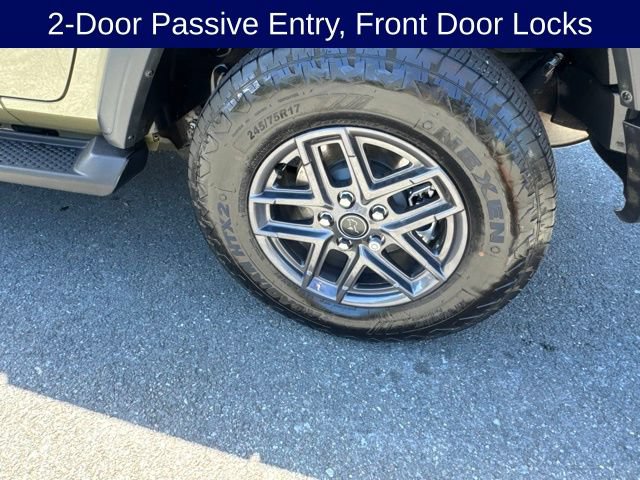 Used 2026 Jeep Wrangler Sport AWD/4WD image 12