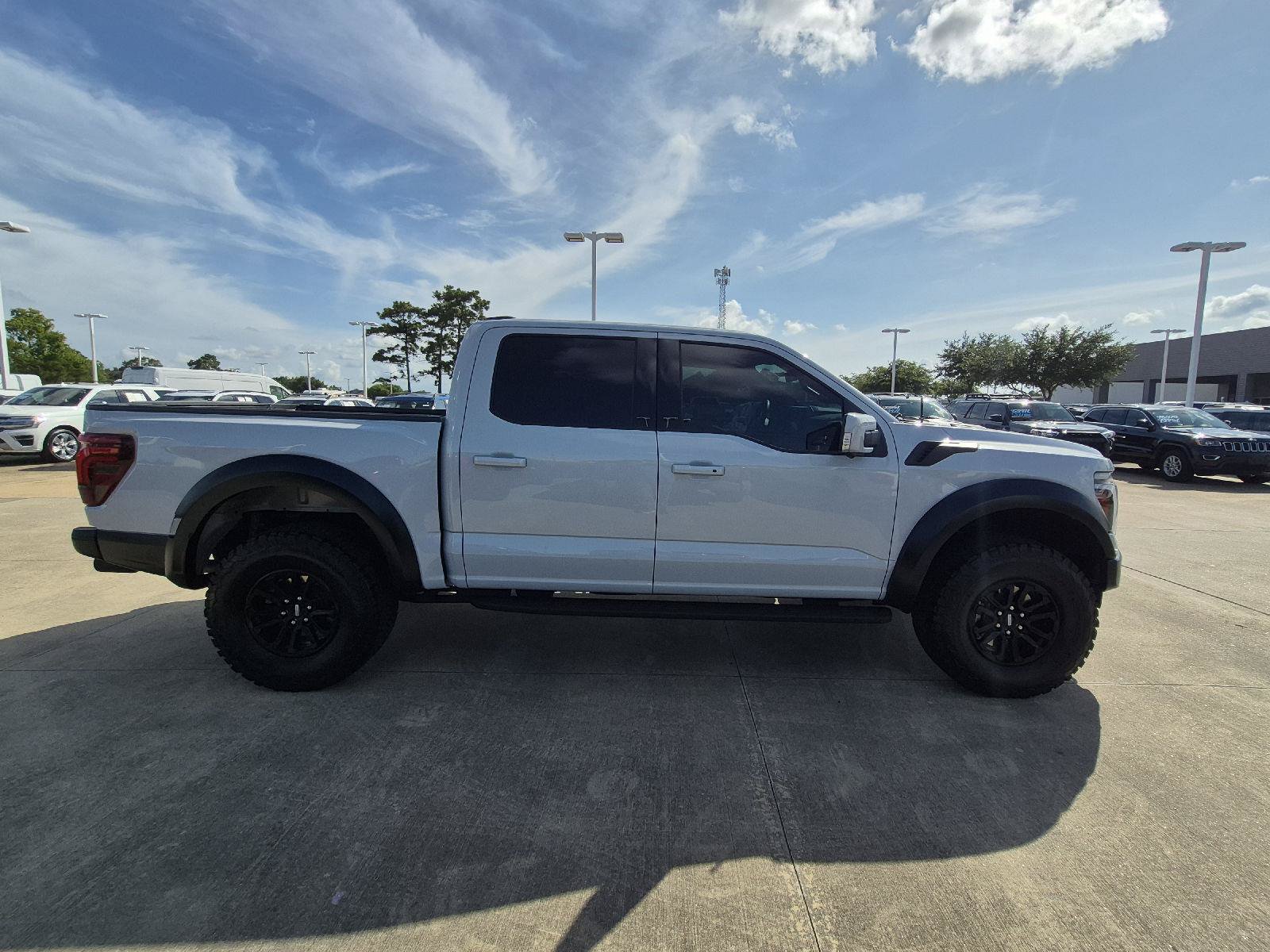 Certified 2025 Ford F150 Raptor AWD/4WD image 15